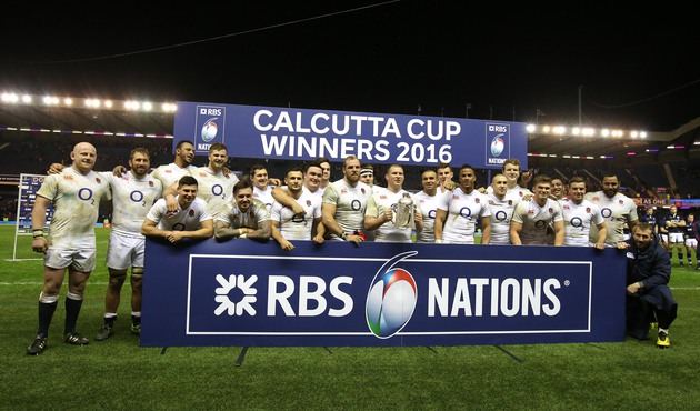England team celebrate with the Calcutta cup 6/2/2016